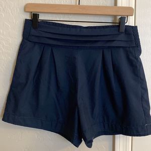 YA LA Navy Pleated Elastic Waist  Shorts Size Small
